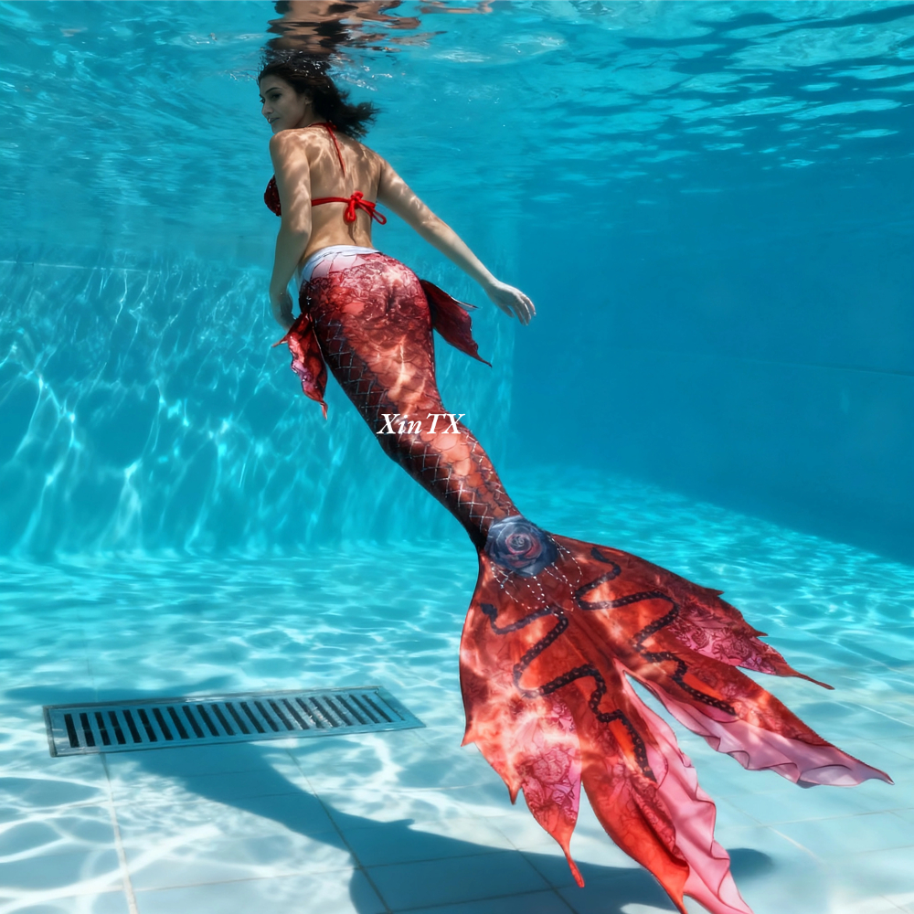 Mermaid Tail Dark Gothic Style - Aquarium & Marine Museum Kota Kinabalu recensione e prezzo