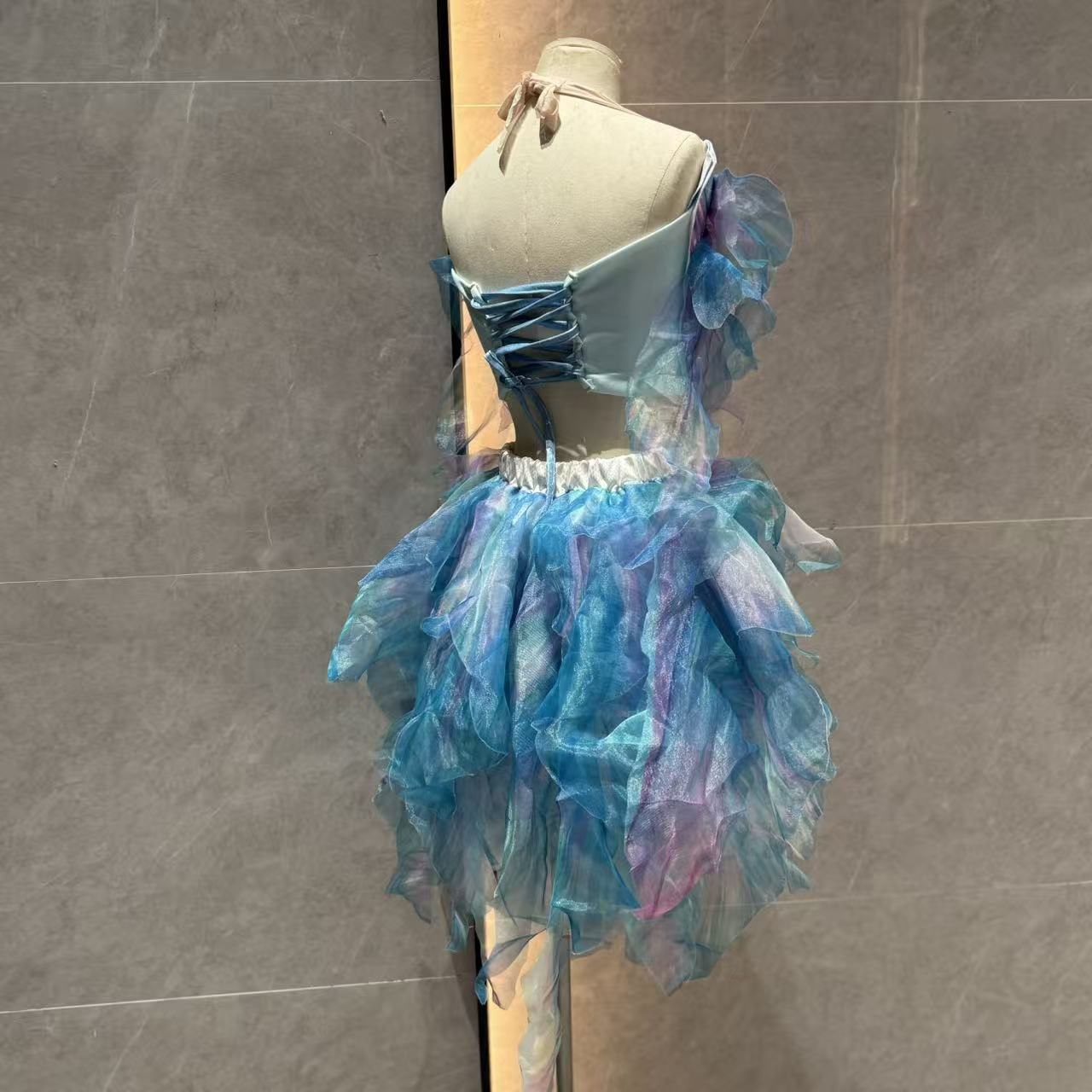 Mermaid Water Dance Skirt Prin - Aquarium & Marine Museum Kota Kinabalu recensione e prezzo