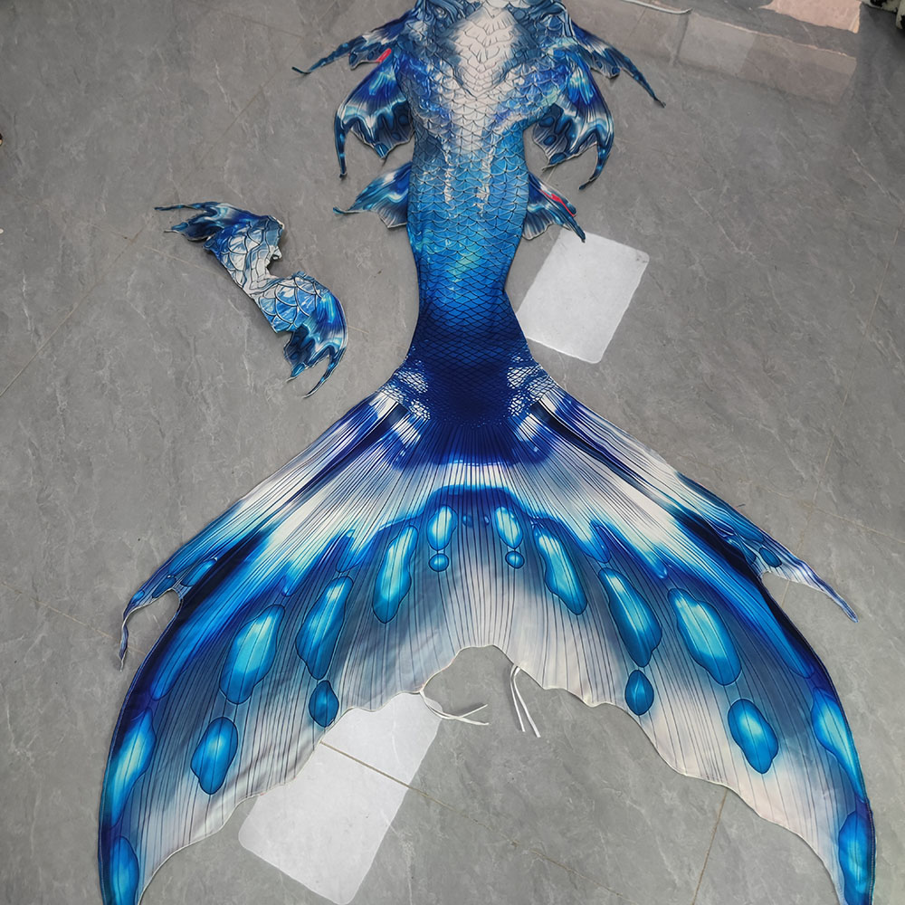 Original Colorful Mermaid Tail - Aquarium & Marine Museum Kota Kinabalu recensione e prezzo