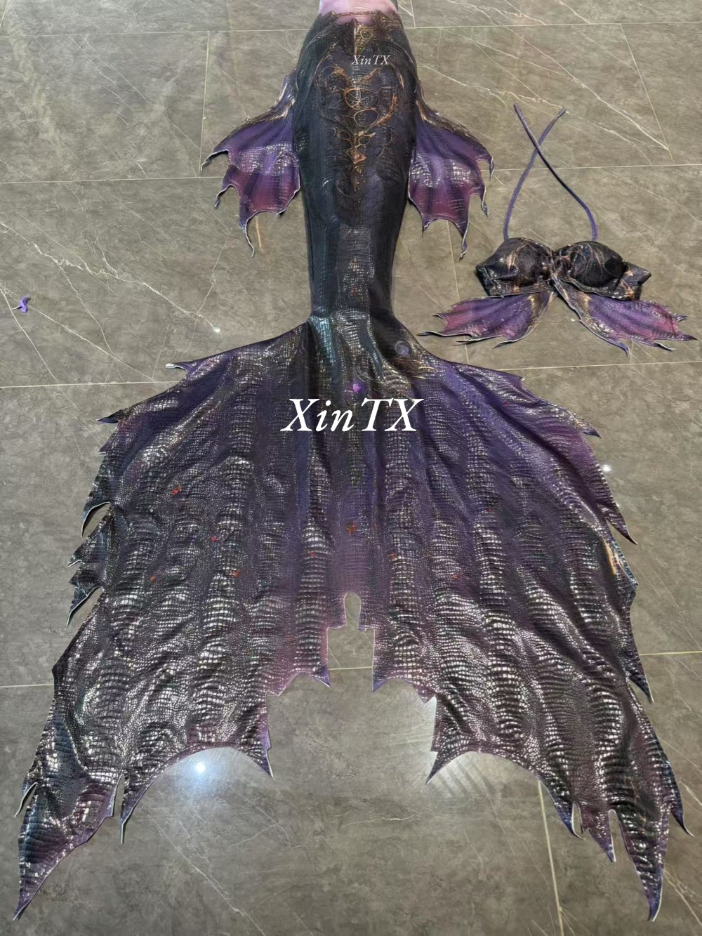 man woman mermaid tail hot sta - Aquarium & Marine Museum Kota Kinabalu recensione e prezzo
